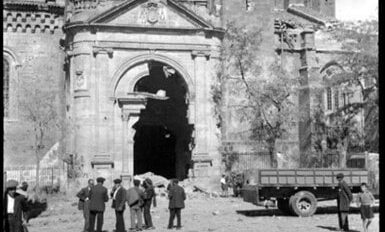 Estado de la Catedral tras la Batalla. https://www.elmundo.es/cultura/2016/10/18/5805d8f5e2704e286f8b45c7.htm