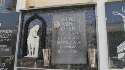 Tumba de Antonio Sánchez Carrión. Fuente: Mapas de Memoria.