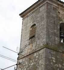 Restos de fortificación en la iglesia de San Juan Bautista. Fuente: http://campaners.com/php/fotos_campanar.php?numer=8657